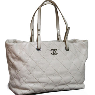 Chanel Cream shoppingbag